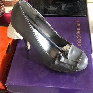 Grey heels
